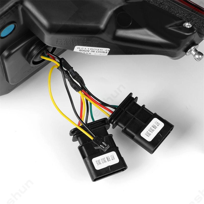 Lanterna tipo Dragon serie 3 F30 F35 F80 M3 2012 - 2018